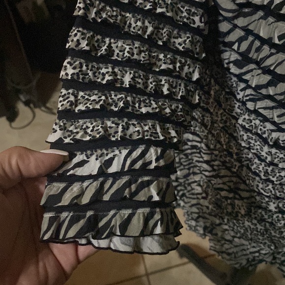 I.N STUDIO Women Blouse - Picture 3 of 6